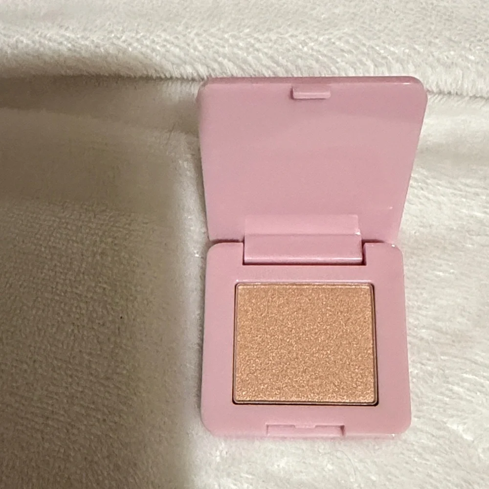 3/$15 🌸 Half Caked Double Dipper- Liv on Sunday Highlighter Single - Picture 2 of 3